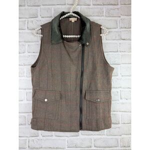 Hem & Thread Wool Plaid Vest Contrast Collar Greens Grannycore